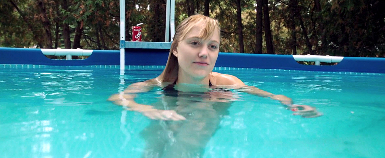 maikamonroe-itfollows00328.jpg