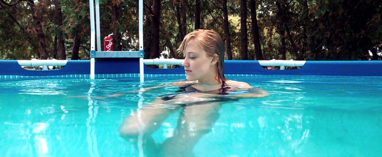 maikamonroe-itfollows00336.jpg