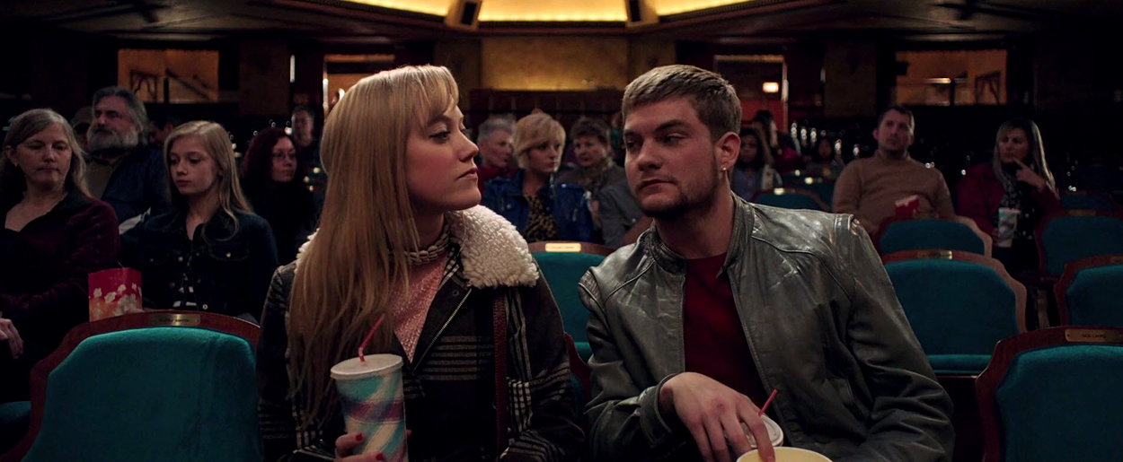 maikamonroe-itfollows00609.jpg