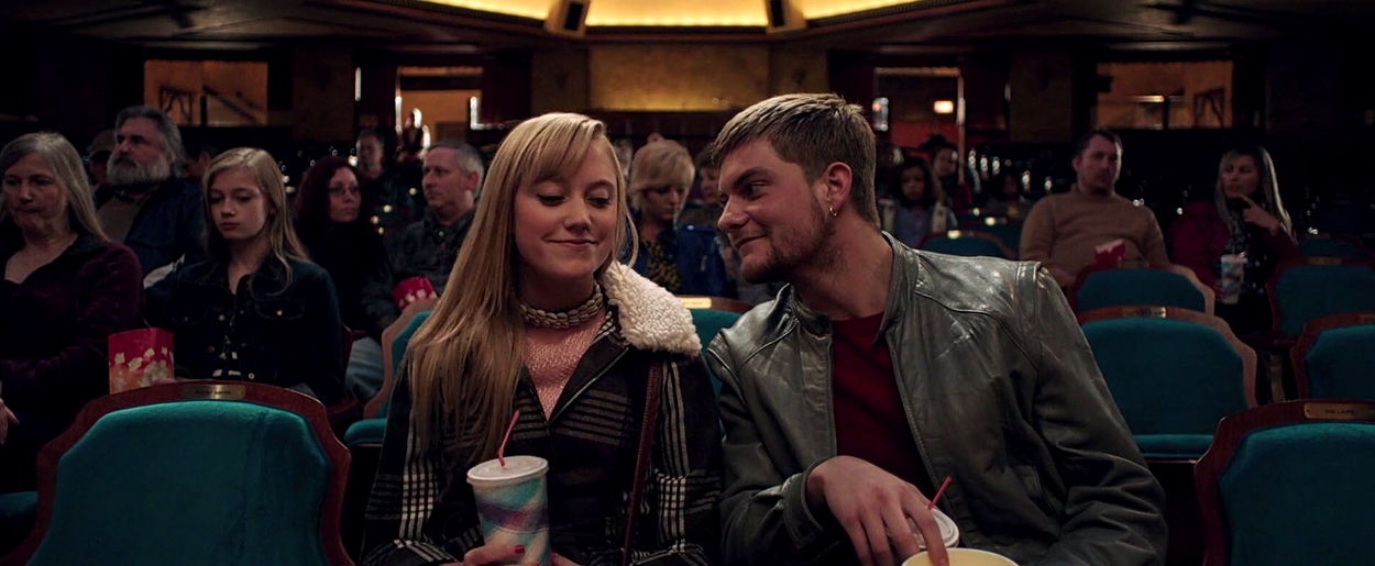 maikamonroe-itfollows00615.jpg