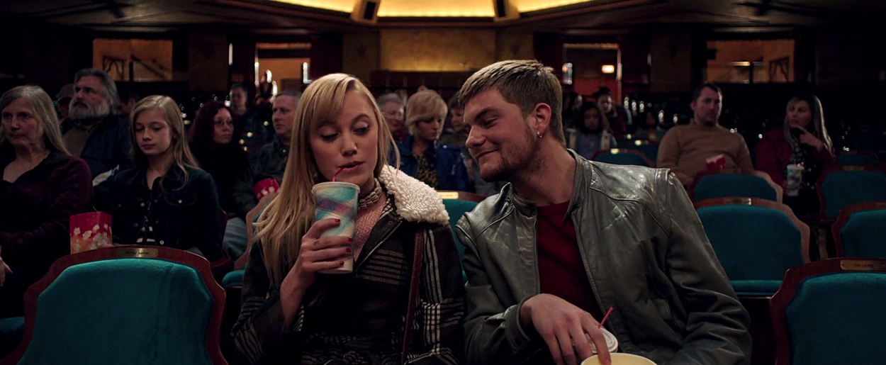 maikamonroe-itfollows00616.jpg