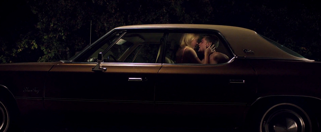 maikamonroe-itfollows00885.jpg