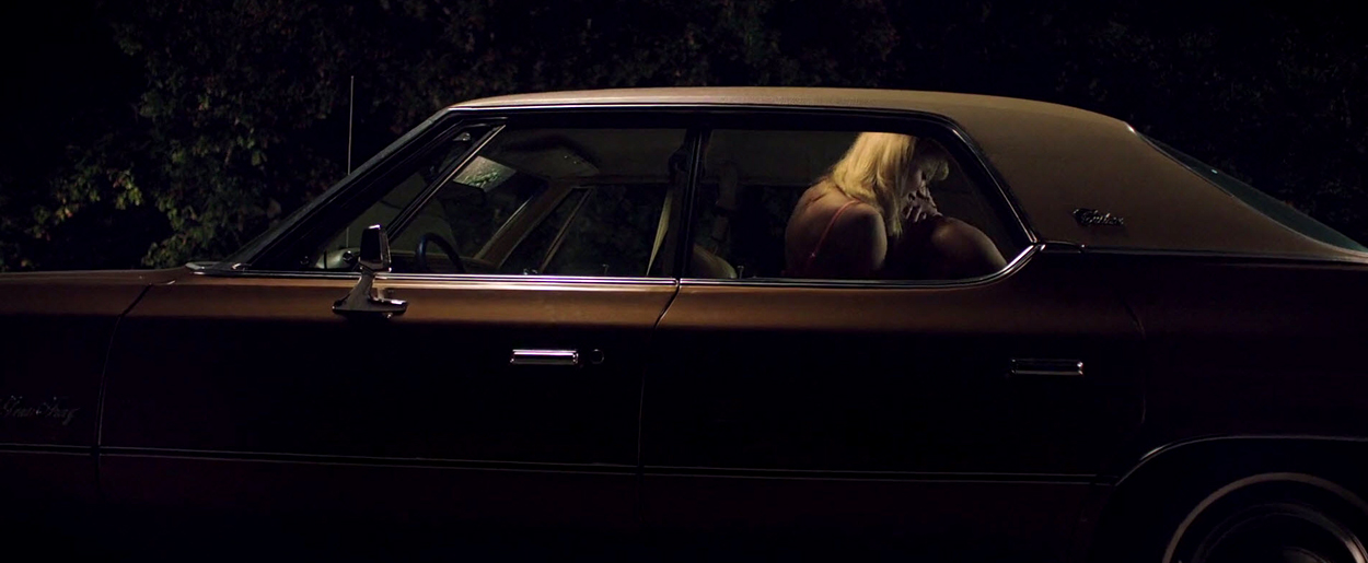maikamonroe-itfollows00887.jpg