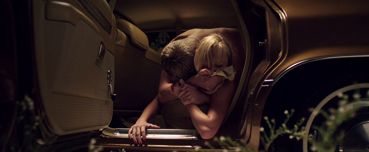 maikamonroe-itfollows01017.jpg