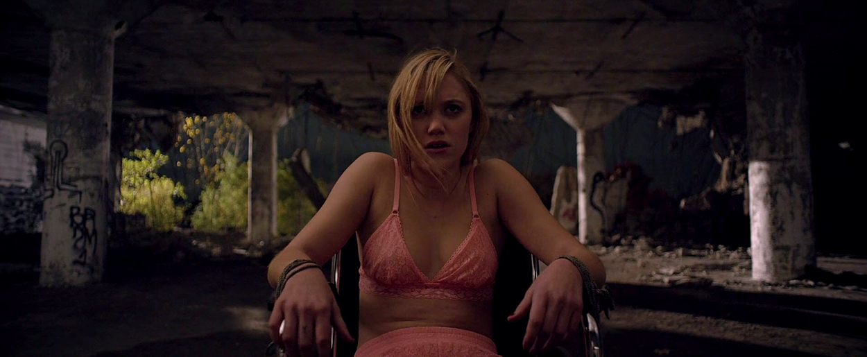 maikamonroe-itfollows01141.jpg