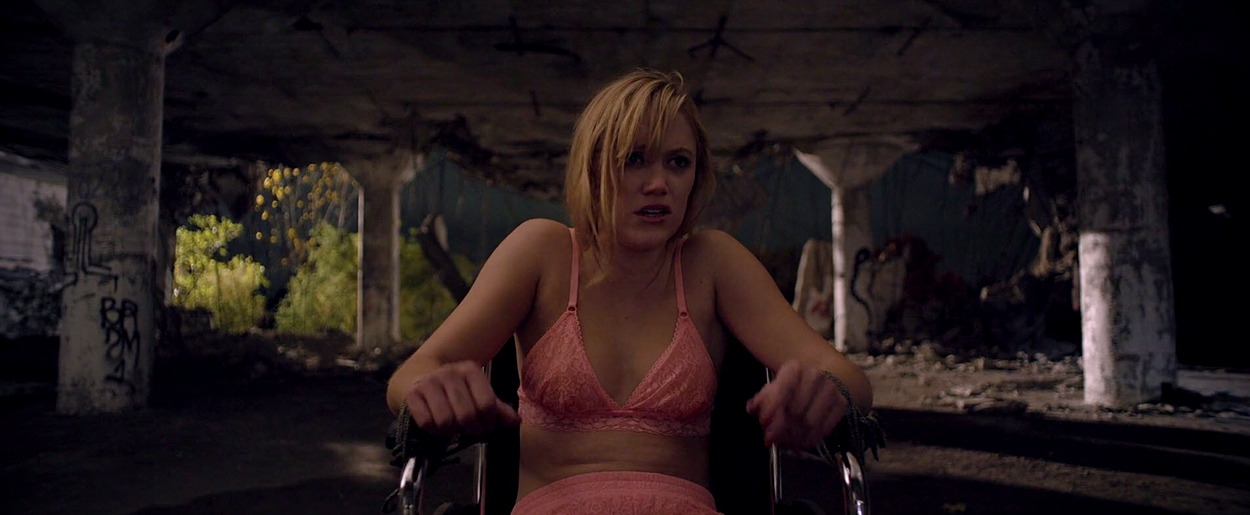maikamonroe-itfollows01144.jpg