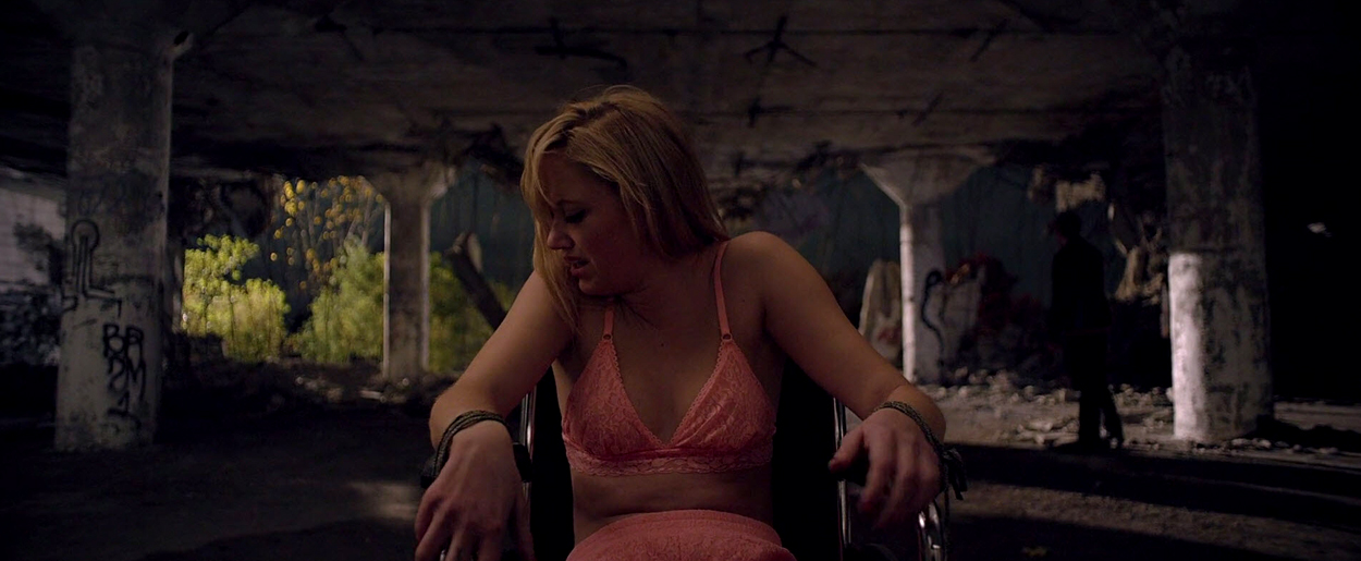 maikamonroe-itfollows01176.jpg