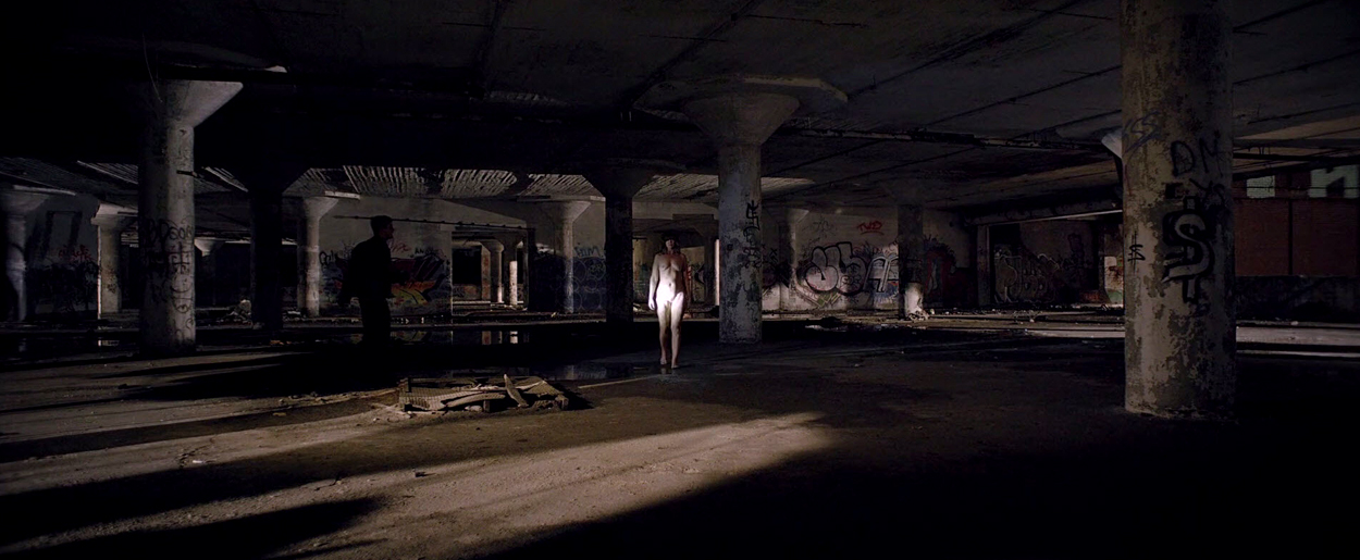 maikamonroe-itfollows01269.jpg
