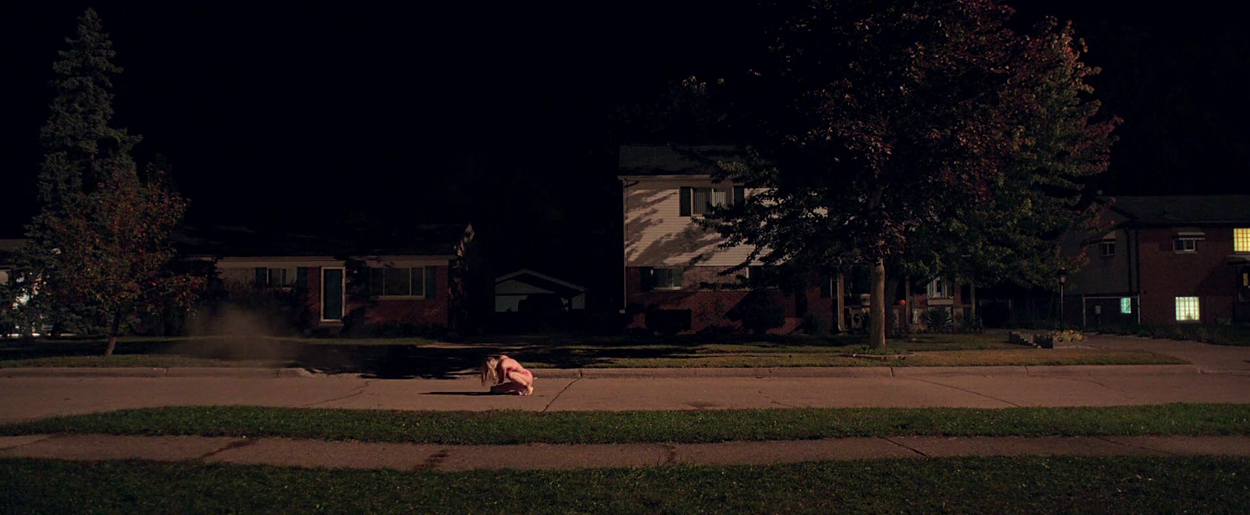 maikamonroe-itfollows01394.jpg