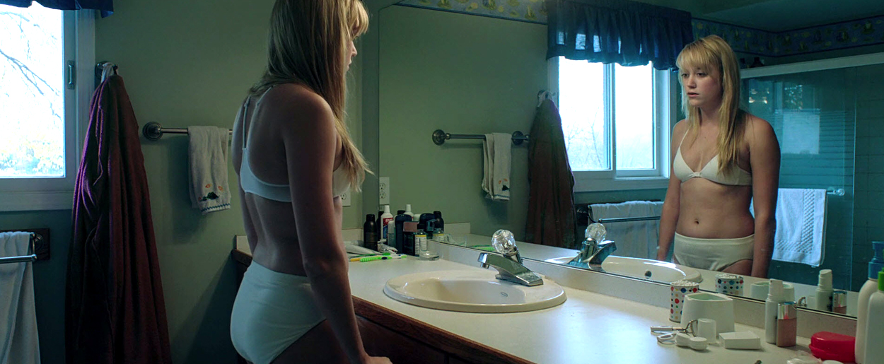 maikamonroe-itfollows01554.jpg