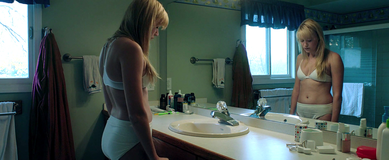 maikamonroe-itfollows01557.jpg
