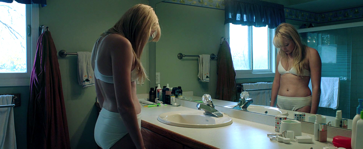 maikamonroe-itfollows01560.jpg