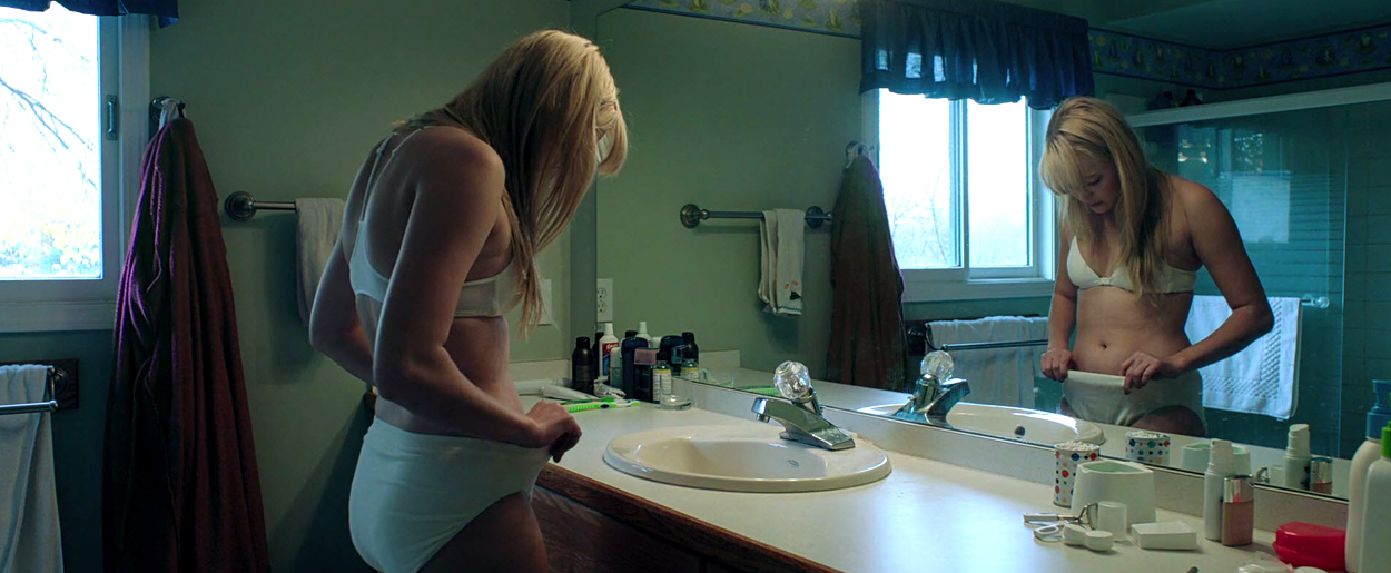 maikamonroe-itfollows01569.jpg