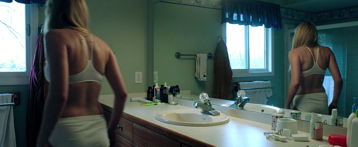 maikamonroe-itfollows01585.jpg