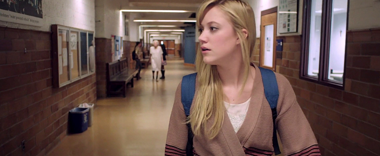maikamonroe-itfollows01744.jpg