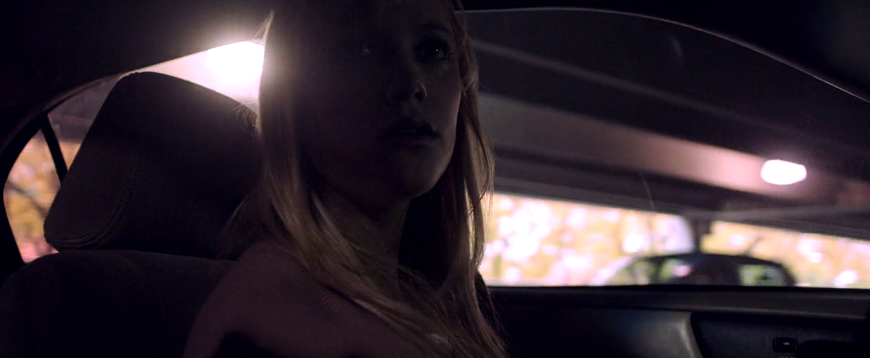 maikamonroe-itfollows01781.jpg