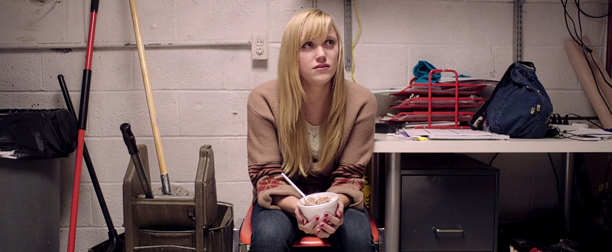 maikamonroe-itfollows01836.jpg