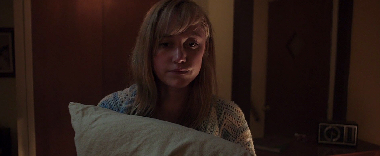 maikamonroe-itfollows02006.jpg