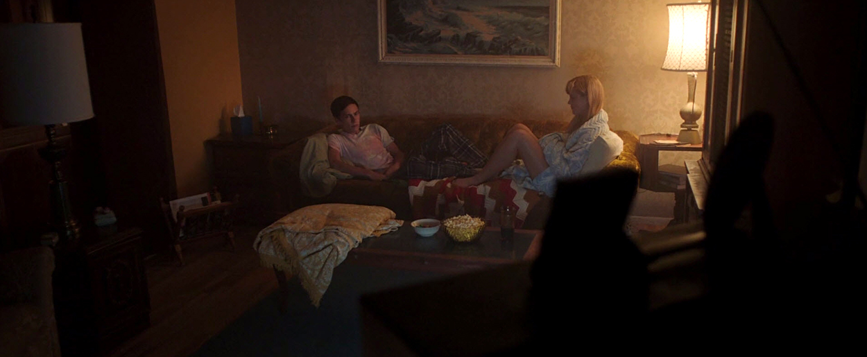 maikamonroe-itfollows02072.jpg