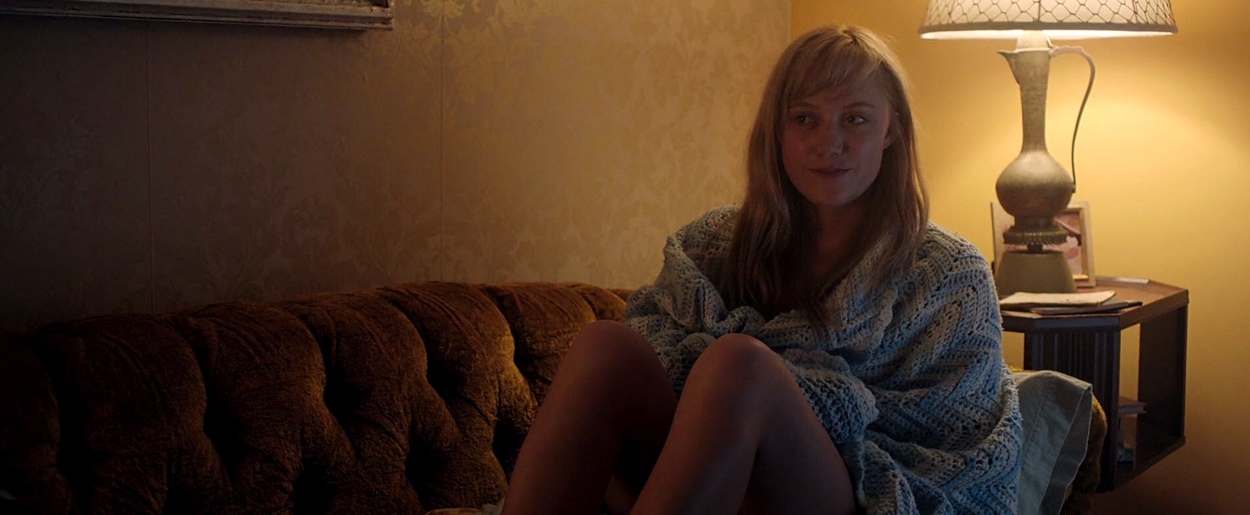 maikamonroe-itfollows02086.jpg