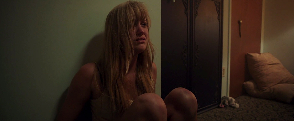 maikamonroe-itfollows02313.jpg