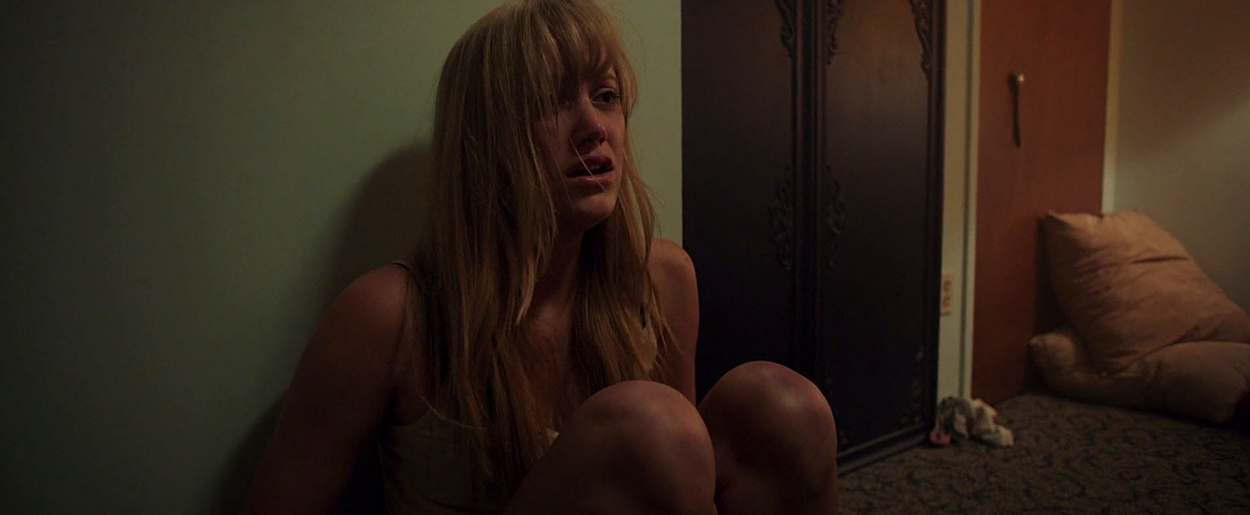 maikamonroe-itfollows02317.jpg