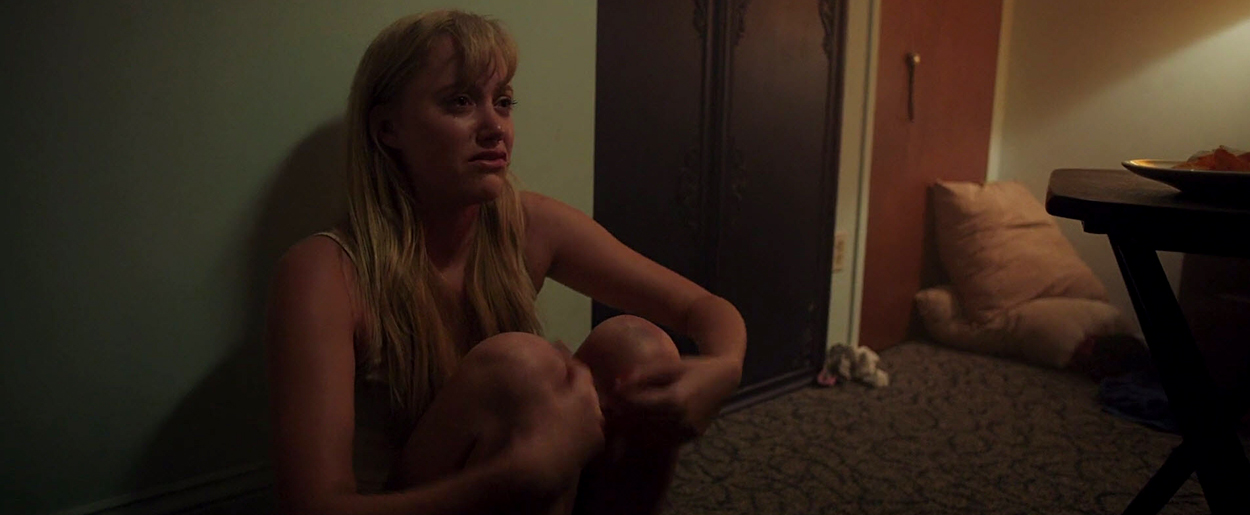 maikamonroe-itfollows02378.jpg