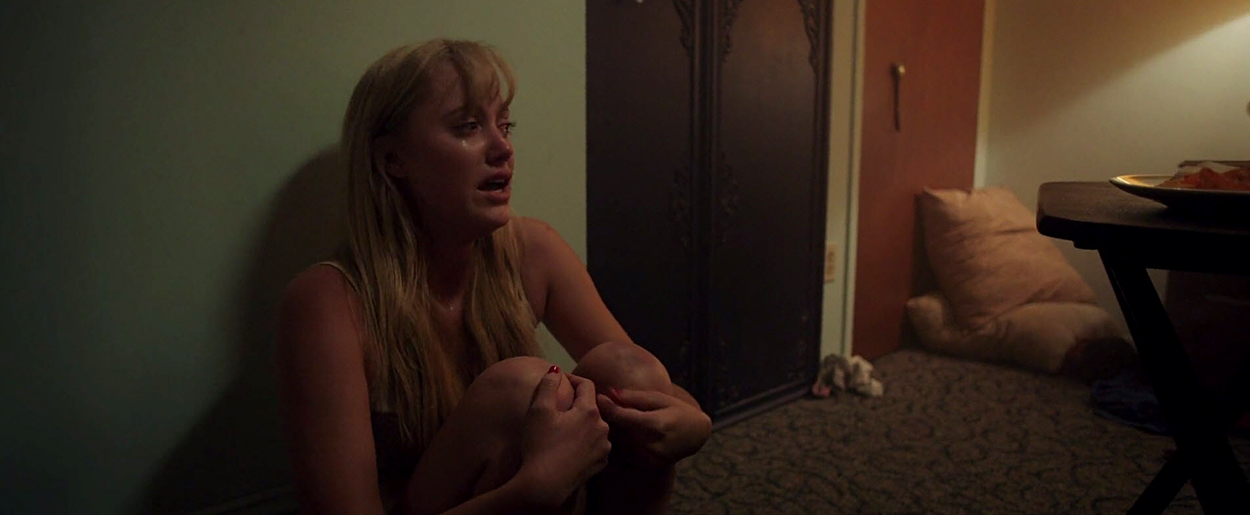 maikamonroe-itfollows02384.jpg