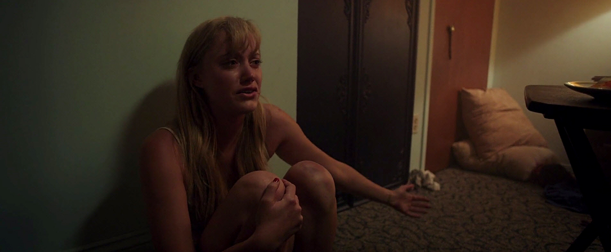 maikamonroe-itfollows02385.jpg