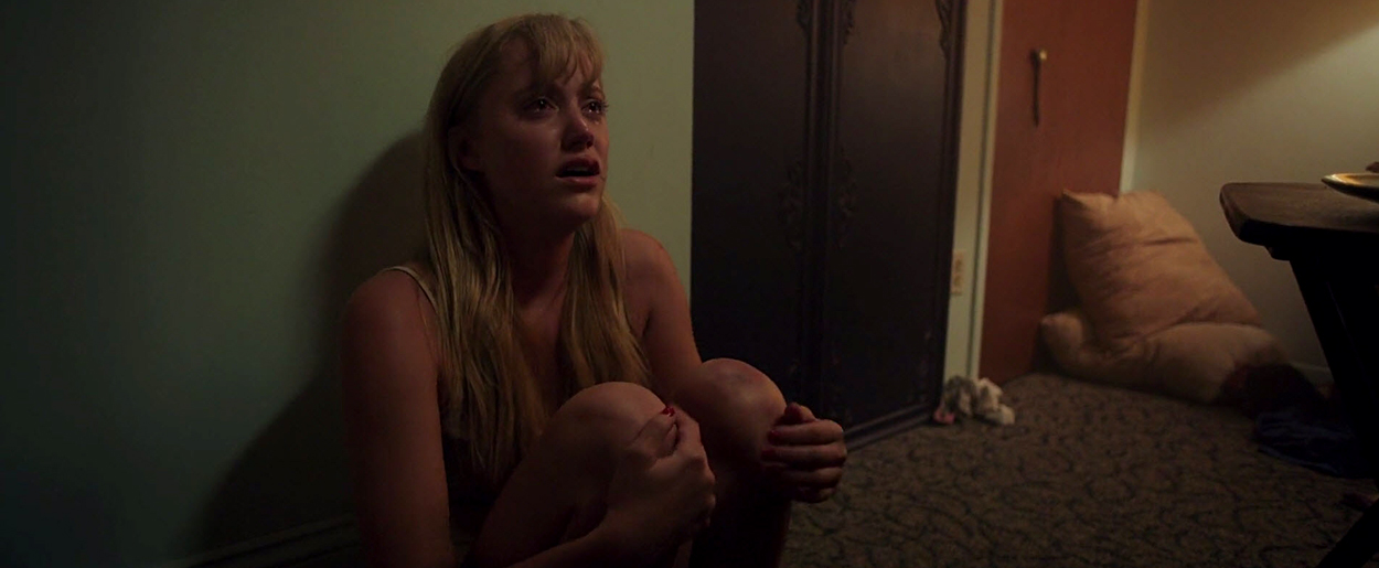 maikamonroe-itfollows02387.jpg