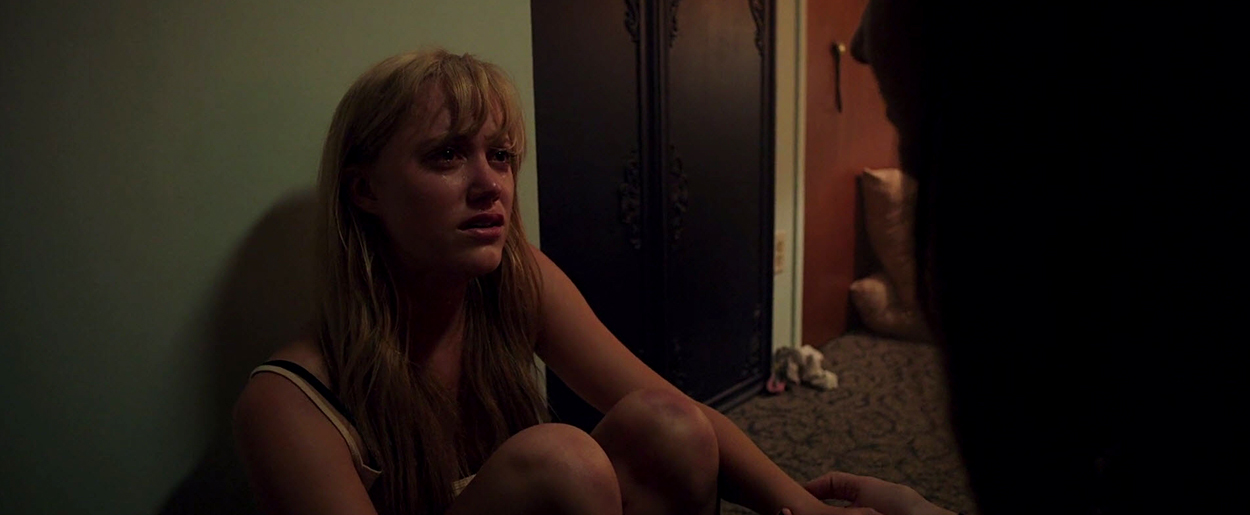 maikamonroe-itfollows02395.jpg