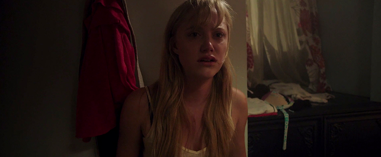 maikamonroe-itfollows02427.jpg