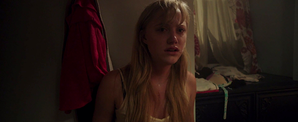 maikamonroe-itfollows02428.jpg