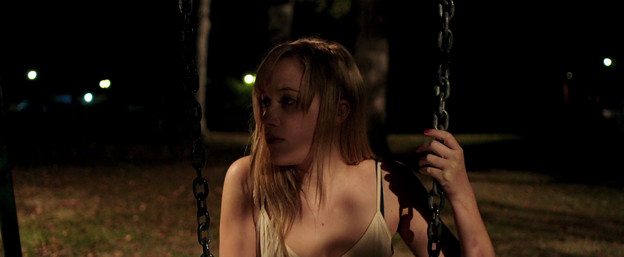 maikamonroe-itfollows02512.jpg