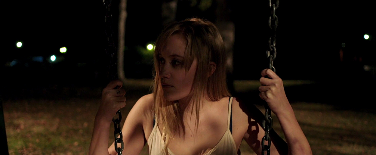 maikamonroe-itfollows02514.jpg