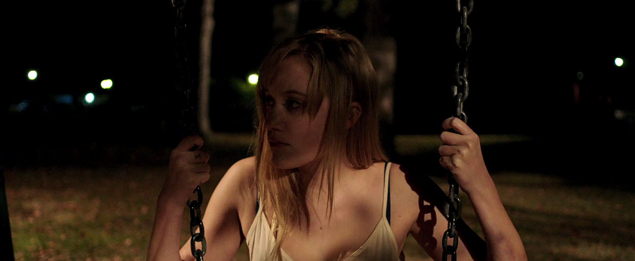 maikamonroe-itfollows02517.jpg