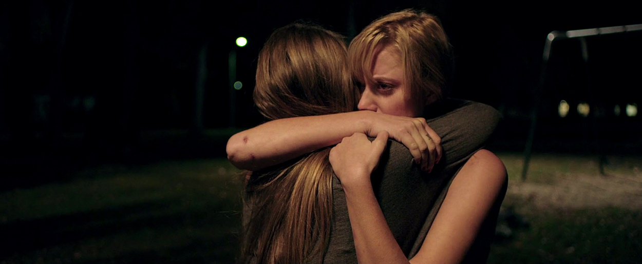 maikamonroe-itfollows02585.jpg