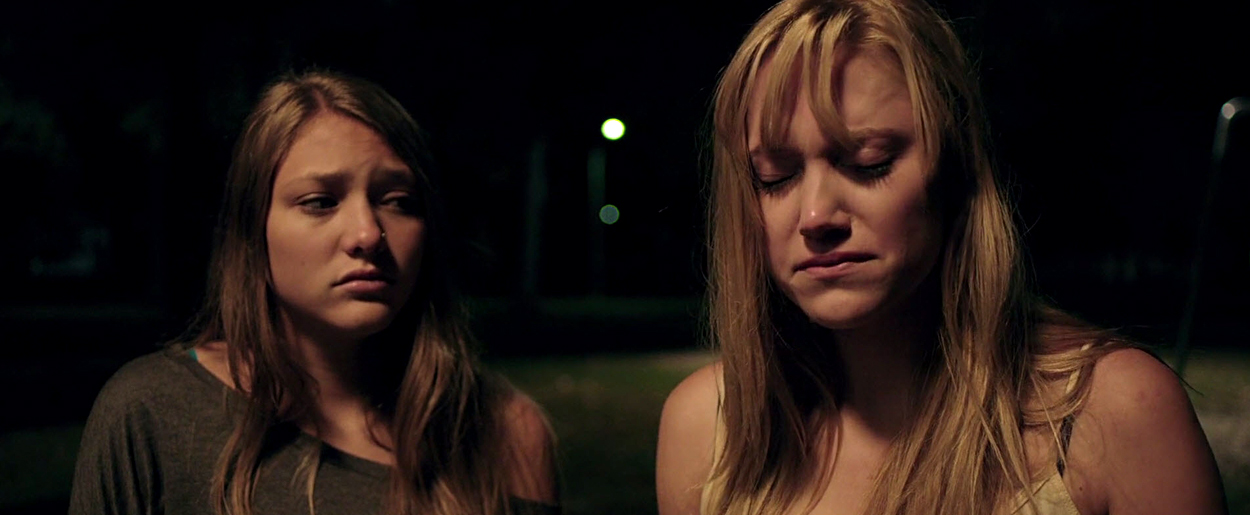 maikamonroe-itfollows02624.jpg