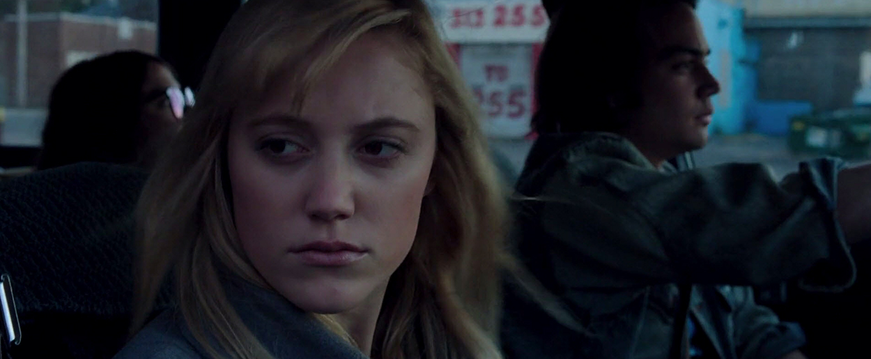 maikamonroe-itfollows02689.jpg