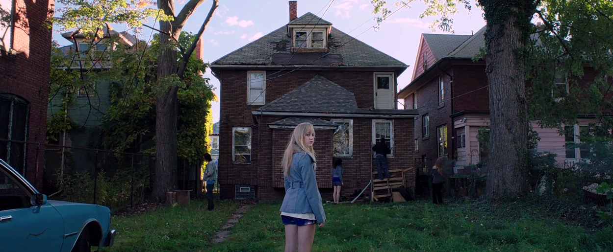 maikamonroe-itfollows02735.jpg