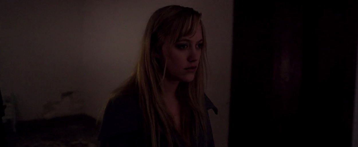 maikamonroe-itfollows02761.jpg