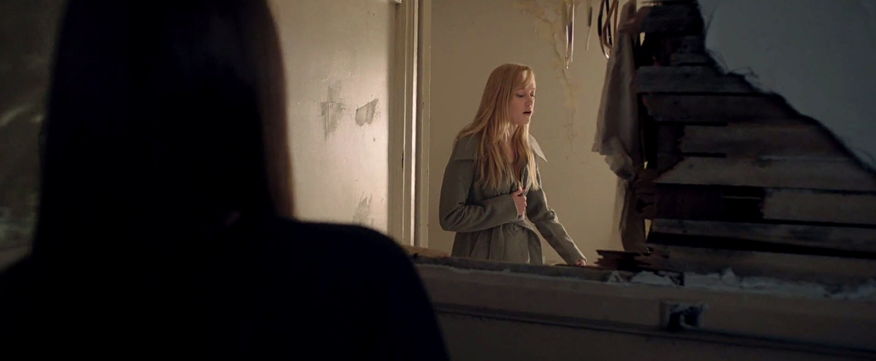 maikamonroe-itfollows02809.jpg