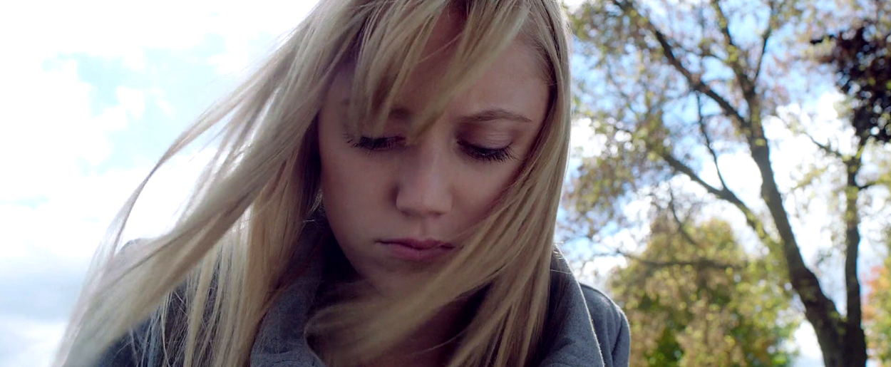 maikamonroe-itfollows03154.jpg