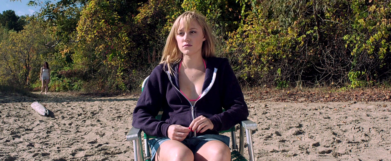 maikamonroe-itfollows03513.jpg