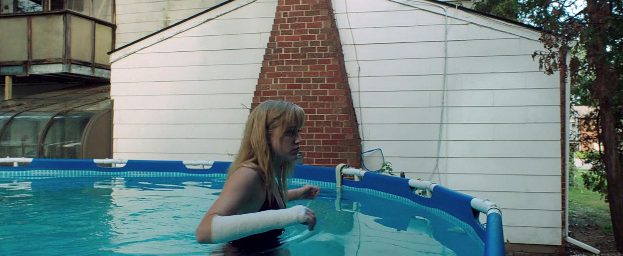 maikamonroe-itfollows04048.jpg