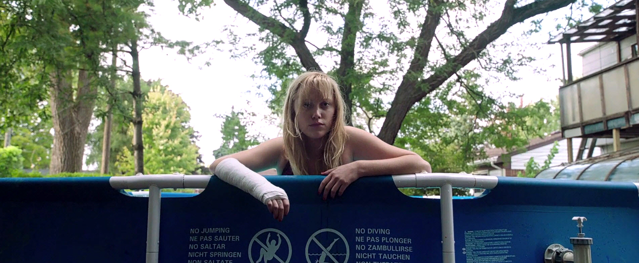 maikamonroe-itfollows04055.jpg