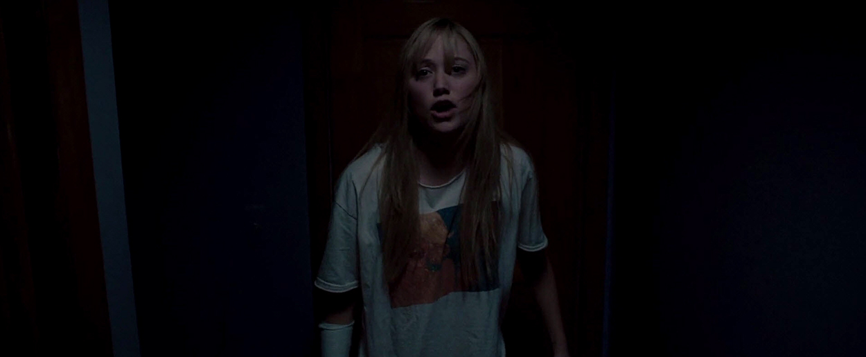 maikamonroe-itfollows04308.jpg
