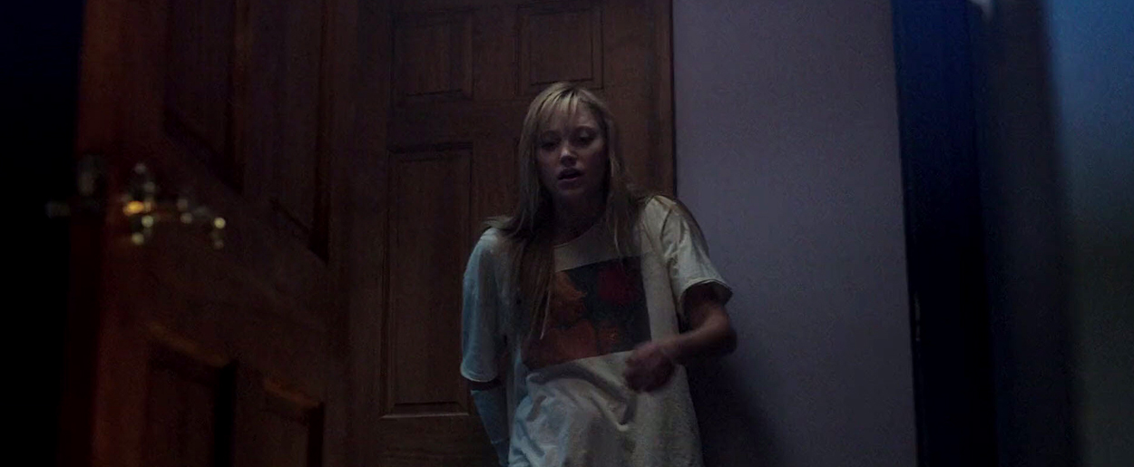 maikamonroe-itfollows04341.jpg