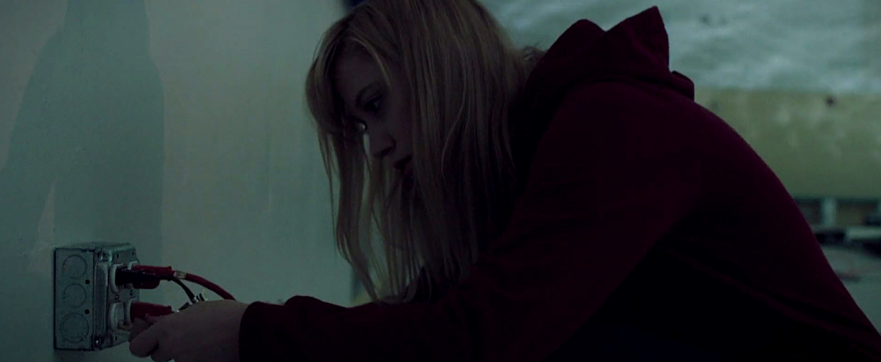 maikamonroe-itfollows04994.jpg