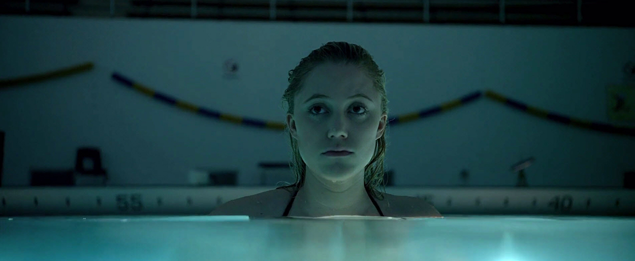 maikamonroe-itfollows05088.jpg